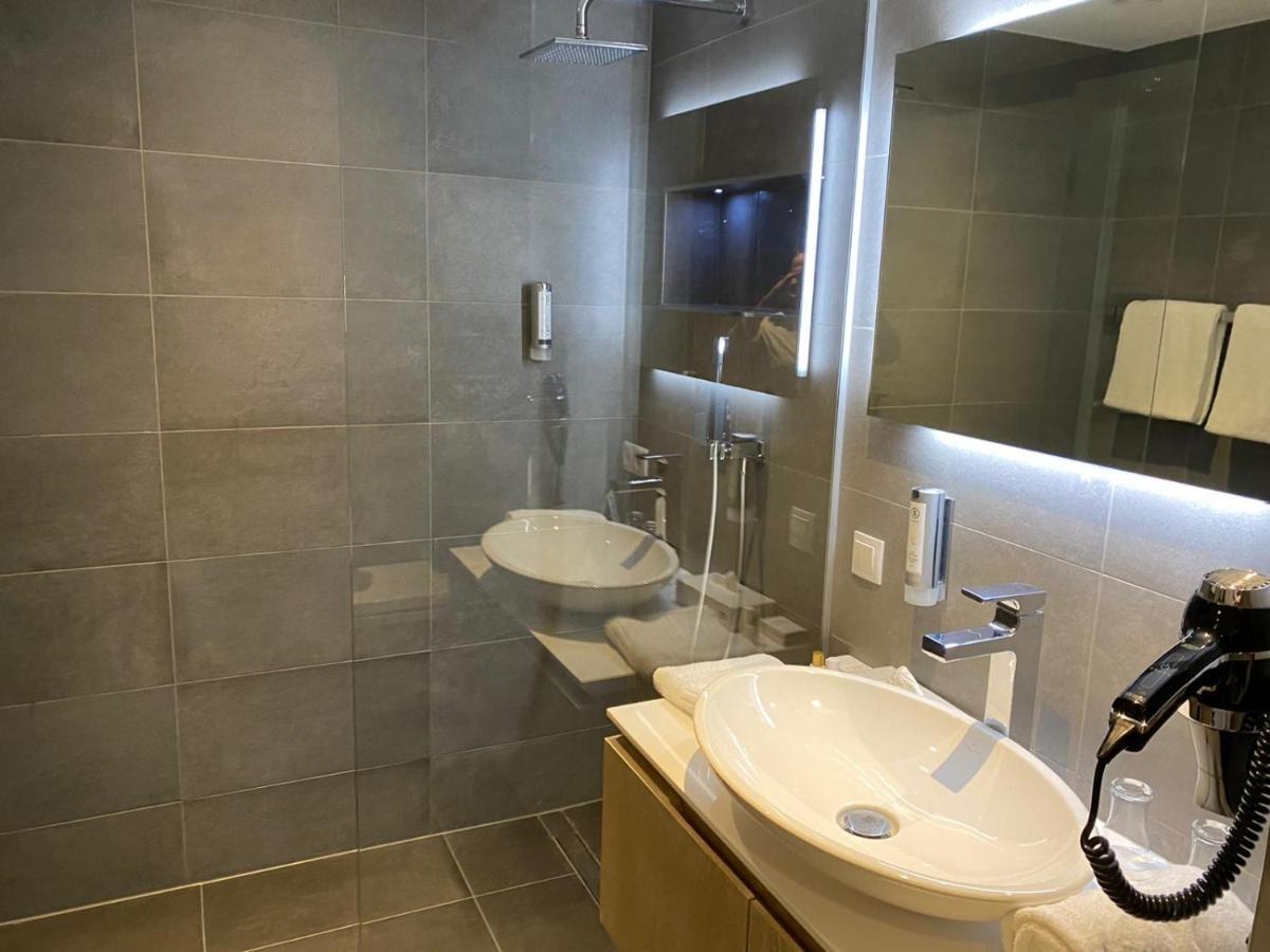 Apartment Bergliebe - Schnuckelig, Ruhige Und Zentrale Lage Шлирзе Экстерьер фото